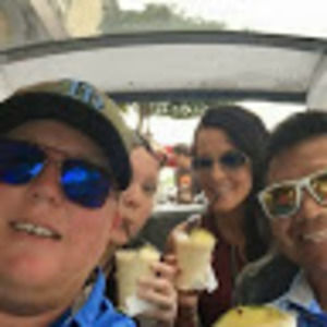 Meet your Posher, Casey